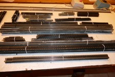 ca. 100 Stck.  Roco-Gleise, gerade  NS 4446, 42201 - div. Längen s. Beschreibung