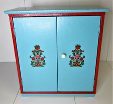 Puppenhaus Kleiderschrank