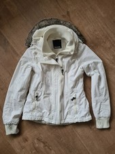 Winterjacke von Bench, Größe