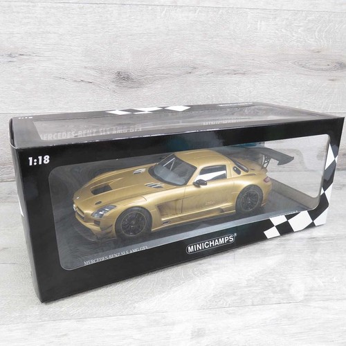 Minichamps 151113106 18 - minichamps,