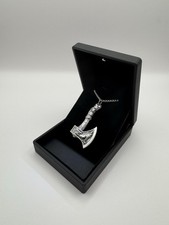 Wikinger Axt Kette mit Wolf Gravur – Edelstahl Anhänger – Nordischer Stil