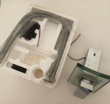 Beleuchteter Glas LED Wasserhahn - Wasserfall - Waschtisch Armatur (Bad)