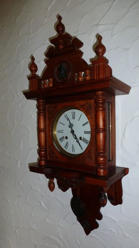 Holzwanduhr mit pendel - mit,