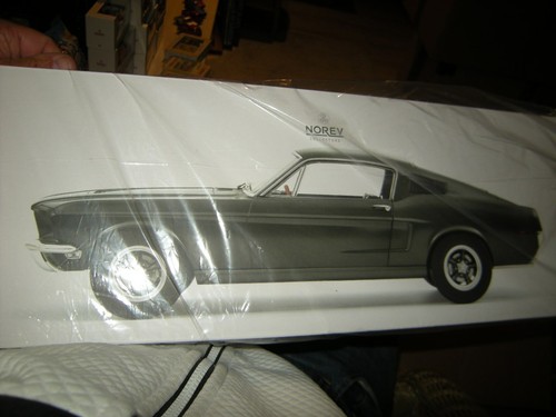 Norev ford mustang - 1:12,