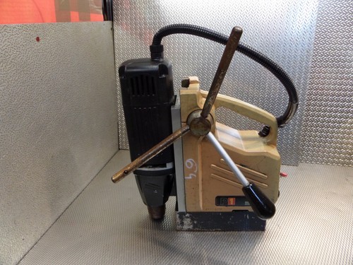Magnetbohrmaschine
