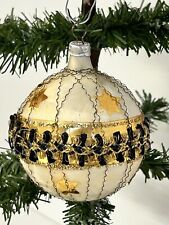 3318/24 ? 1x alter Christbaumschmuck Kugel Borte Leonischer Draht ?