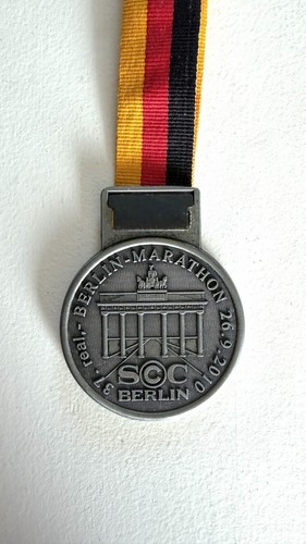 Berlin marathon medaille 2010 - berlin,