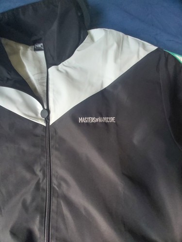 Kleidung - kleidung,