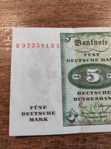 Fünf deutsche mark dm - fünf,