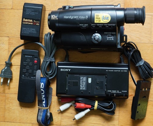 Sony ccd tr330e camcorder - sony, ccd-tr330e