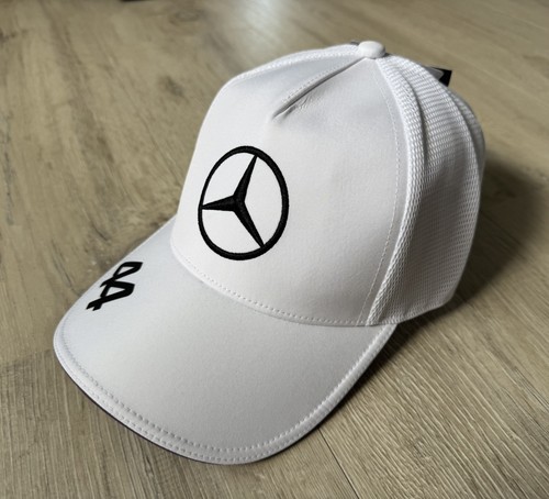 Mercedes amg petronas formel - petronas, 1