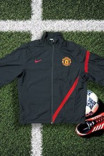Nike Manchester United Retro