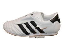 Adidas Taekwondo W Größe wählbar JQ4774 Slip On Turnschuhe Laufschuhe Sneakers