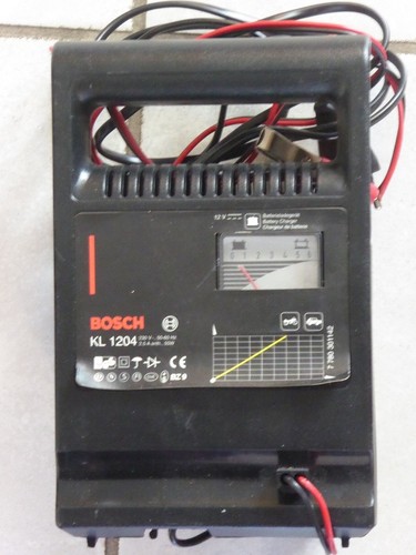 Bosch batterieladegerät - 12,