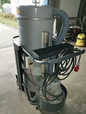 Nilfisk T30S Industriestaubsauger - Top-Zustand!