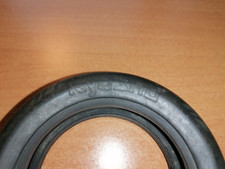 KYOSHO -VINTAGE-  ULTIMA  1:10 Scale  Frontwheel / Reifen, vorne 82/28/61