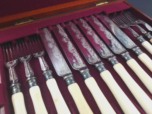Antikes besteck set verziert - besteck-set,,
