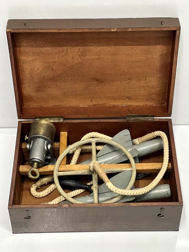 Seltenes hechelmann marine - hechelmann,