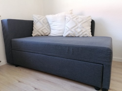 Gut erhaltenes graues ikea - erhaltenes,