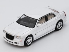 CHRYSLER 300C SRT8  - white -