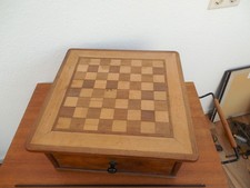 Schachtisch Schachbrett Spieltisch Schublade Abstellbrett Holz um 1900 (B)
