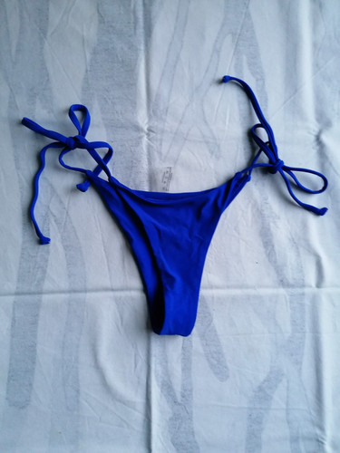 Knappe basic tanga - basic,