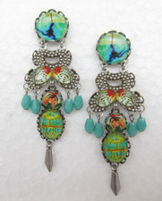 Ayala Bar Designer Clover