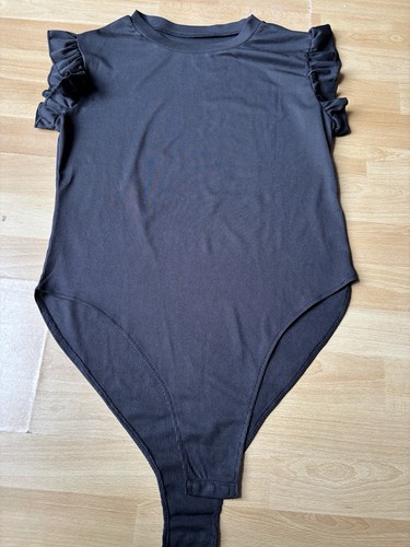 Ripp body rüschen schwarz - body,