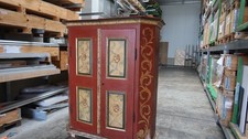 alter Bauernschrank datiert