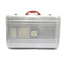 Zero Halliburton red