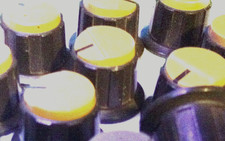 3 BEIGE KORG KNÖPFE FÜR POLYSIX POLY-61 MONOPOLY+--SUCHE ANALOG SYNTHESIZER+DRUM