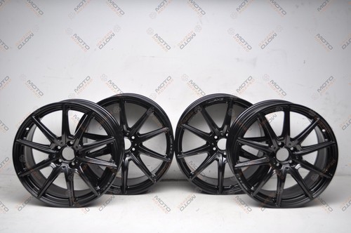 Mercedes amg c190 4x - mercedes,