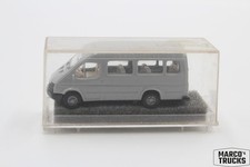 Praline Ford Transit Kleinbus grau 1:87 /PA186