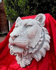 Gartenfiguren, Wandbrunnen