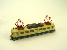 Gehäuse m. Dachstromabnehmern