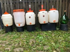 Mostfässer Speidel 1 x 30 l, 4 x 60 l, 1 Glasballon, zum Ansatz von Weinen