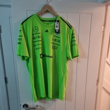 F1 Mercedes Team Ausgabe 2025