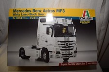 1:24 Italeri Nr. 3884 Truck Mercedes-Benz Actros MP3 White Liner/Black Liner