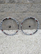 Oval Concepts 745 Carbon Rennrad Laufradsatz Aero Deep 700c QR Reifen