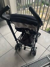 Chicco Liteway Kinderwagen hat auch einen Regenschutz und einen warmen Footmuff