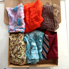 Konvolut Damen Schal 6 Stück Paket Unterschiedliche Gr. und Materialien