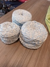 Strickgarn Hellblau-weiß meliert mit Glanz