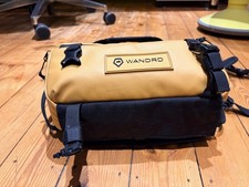 WANDRD Rogue Sling 6L, Dallol Yellow, wenig benutzte, platzsparende Fototasche