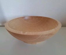 Schöne gedrechselte Schale