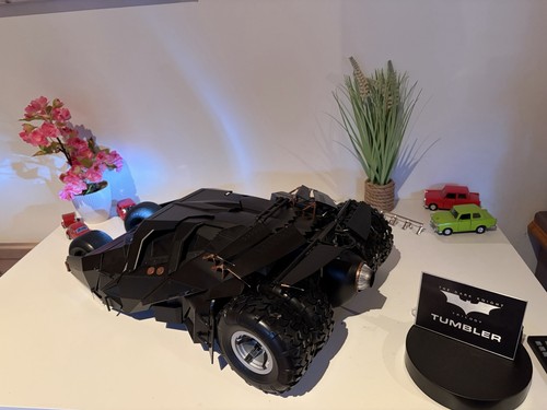 Hachette batmobile tumbler - hachette,