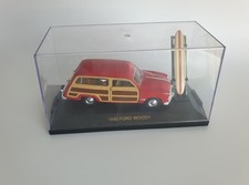 1949 Ford Woody Wagon  Surfboard ****** Road Champs 1:43