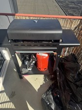 Verkaufe Grill Inklusive