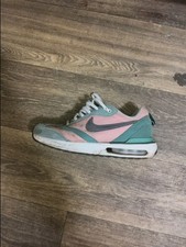 Used Low Top Nikes