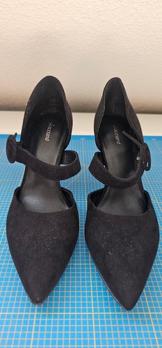 Superchice pumps mit riemen - superchice,