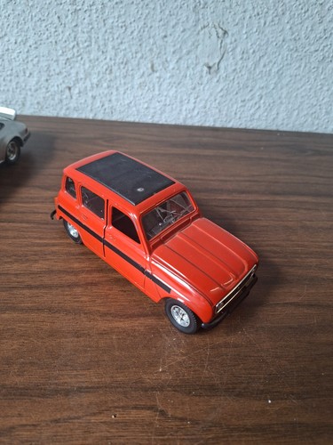 Burago renault r4 - burago,